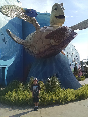 Sculpture of Crush the Sea Turtle from Finding Nemo